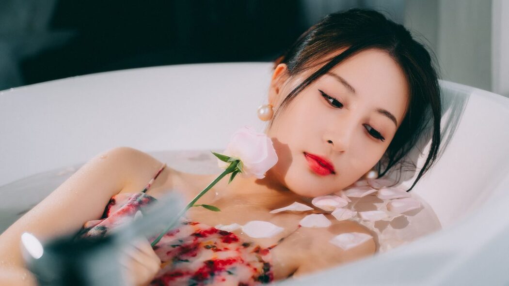 YiTuYu艺图语 Vol.5291 Xiao Wu Chui Pao Pao