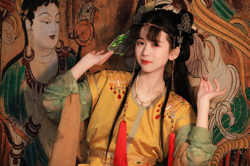 YiTuYu艺图语 Vol.5447 Ce Er Qing Xin Ting