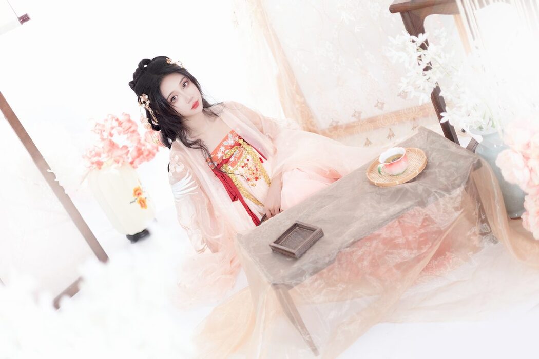 YiTuYu艺图语 Vol.5326 Qi Luo Sheng De Xiao Su Su