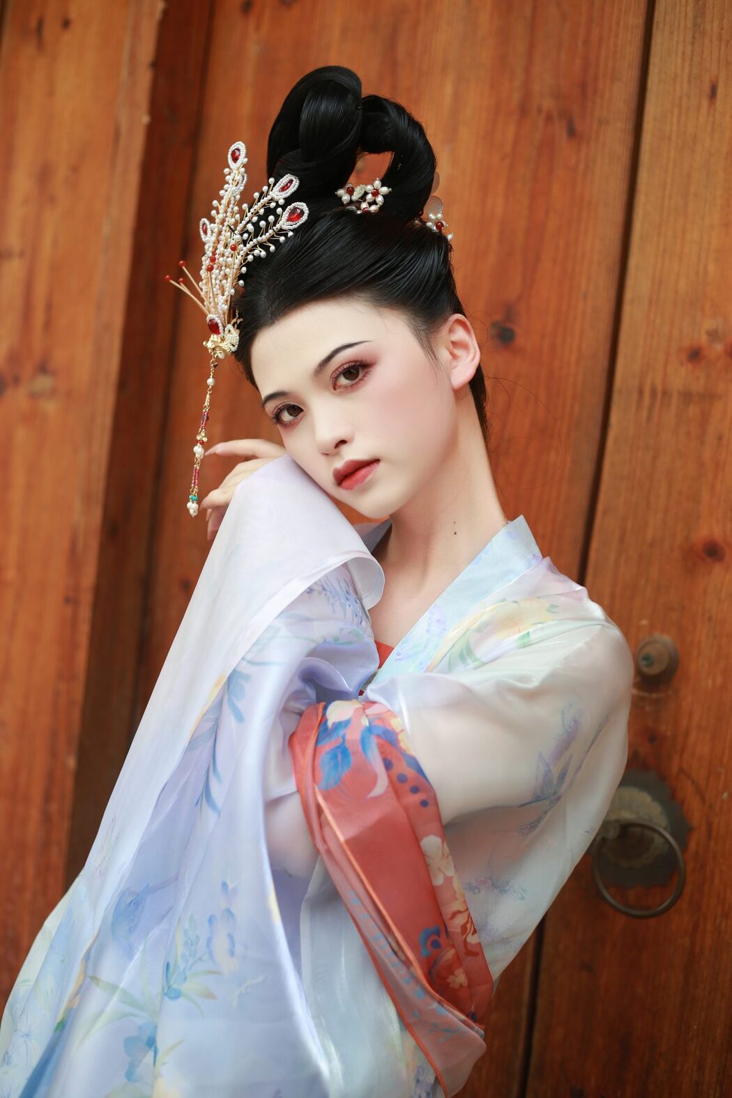 YiTuYu艺图语 Vol.5366 Nie Er