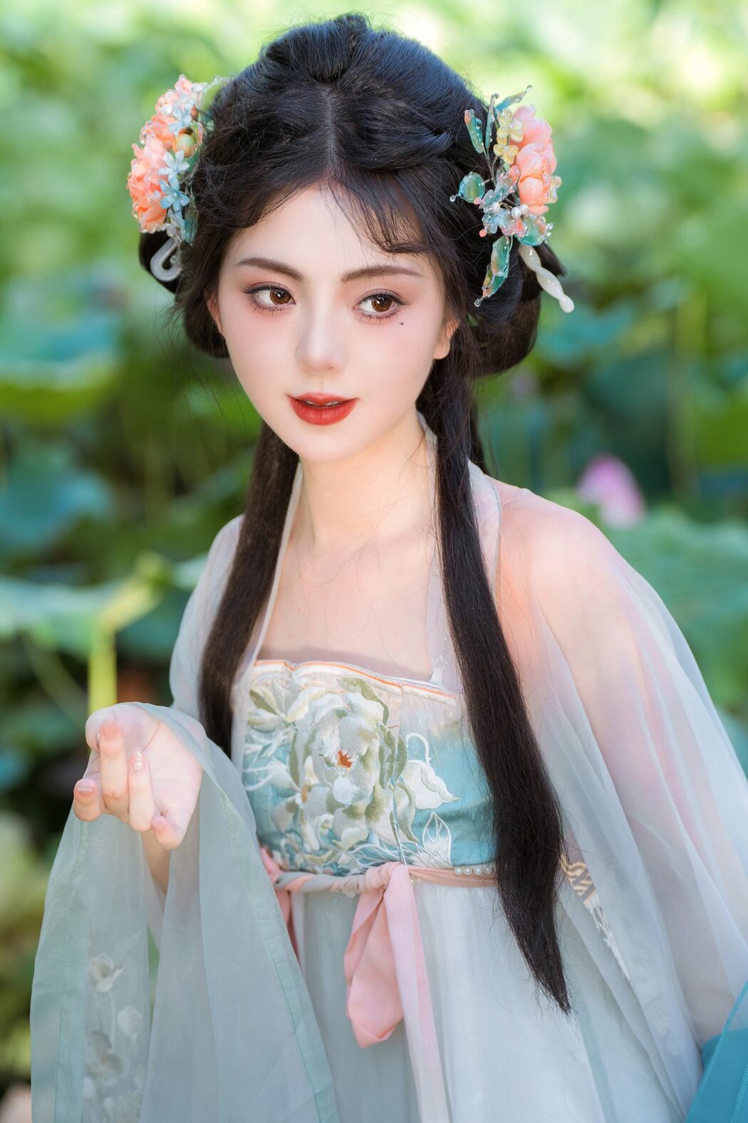 YiTuYu艺图语 Vol.5287 Qian Xue Ya Cover Photo