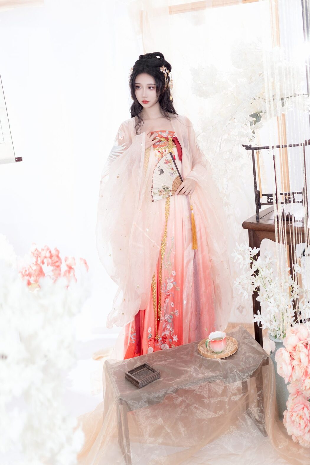 YiTuYu艺图语 Vol.5326 Qi Luo Sheng De Xiao Su Su