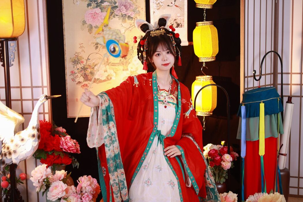YiTuYu艺图语 Vol.5370 Mu Yan Se Cc