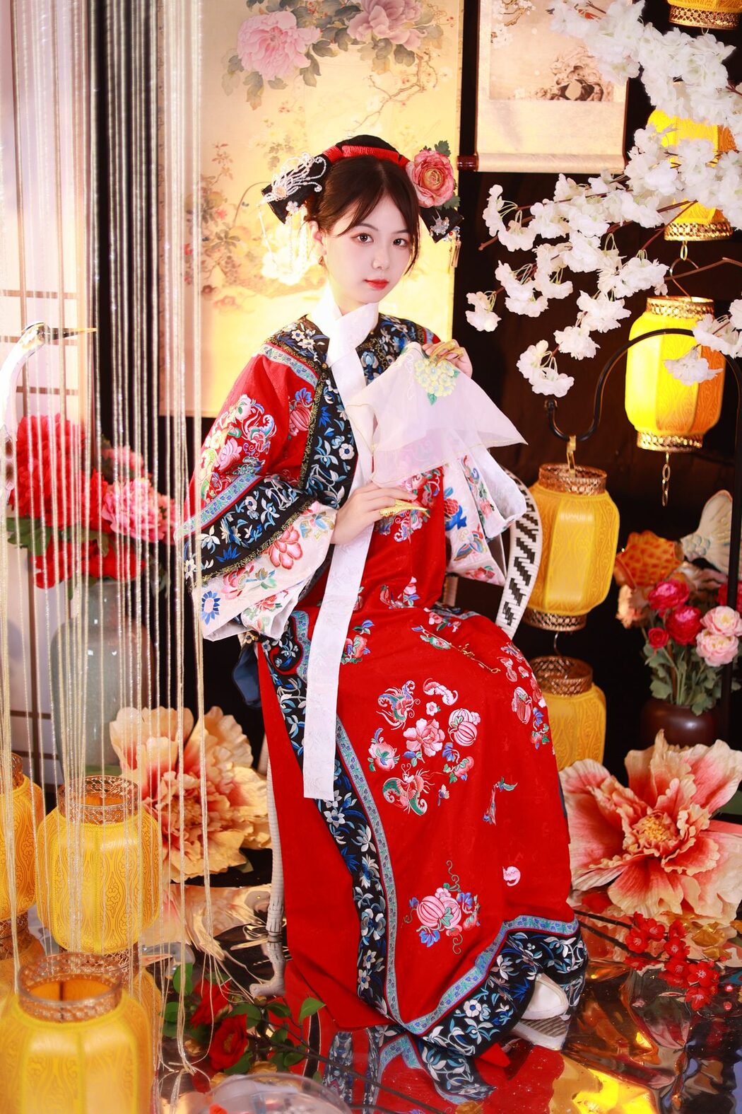 YiTuYu艺图语 Vol.5325 Mu Yan Se Cc