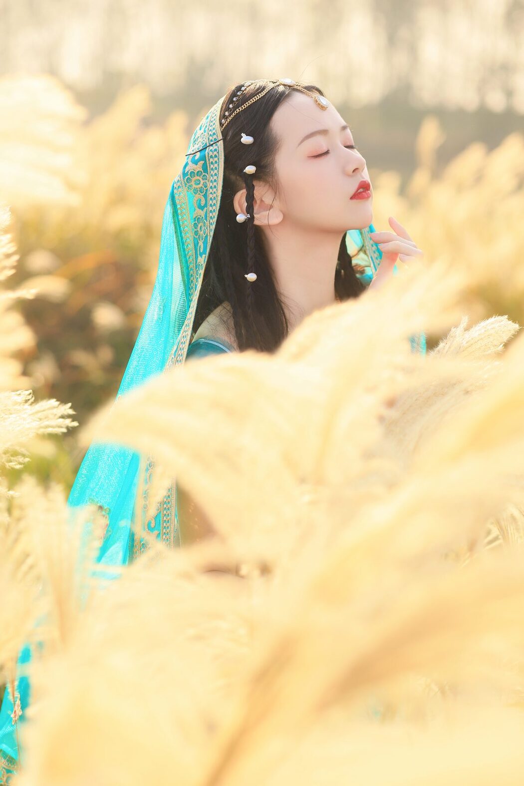 YiTuYu艺图语 Vol.5481 Ce Er Qing Xin Ting