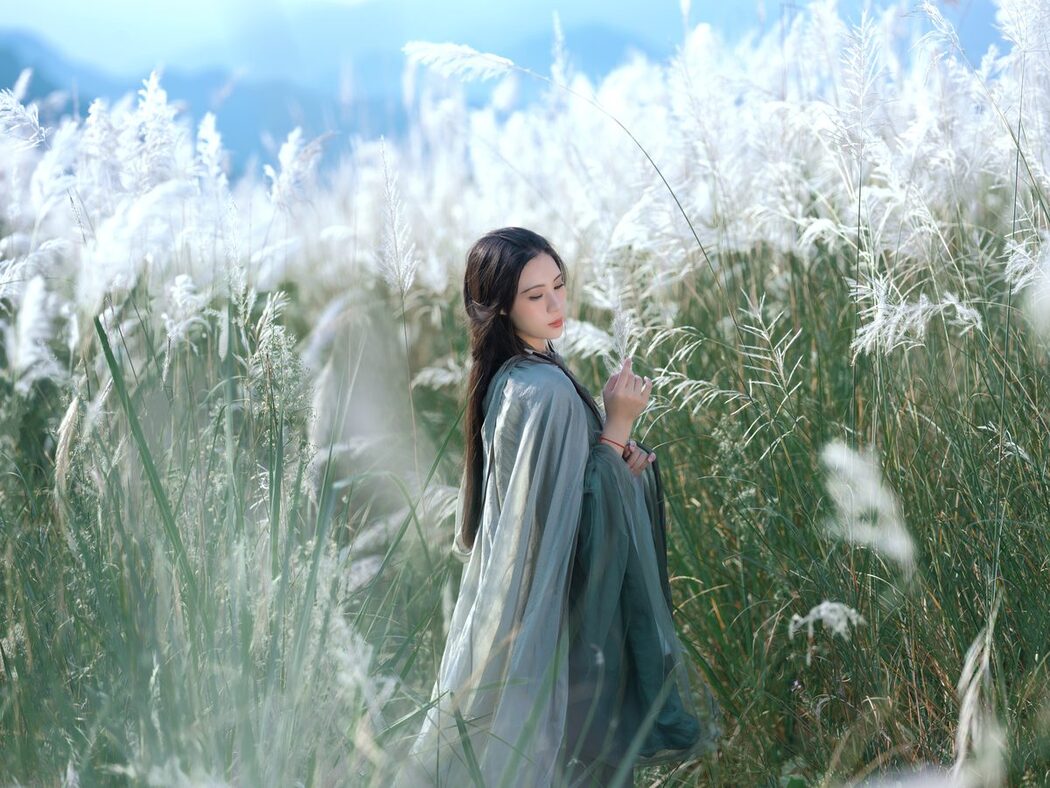 YiTuYu艺图语 Vol.5462 Nu Li Ban Zhuan De Shuang He