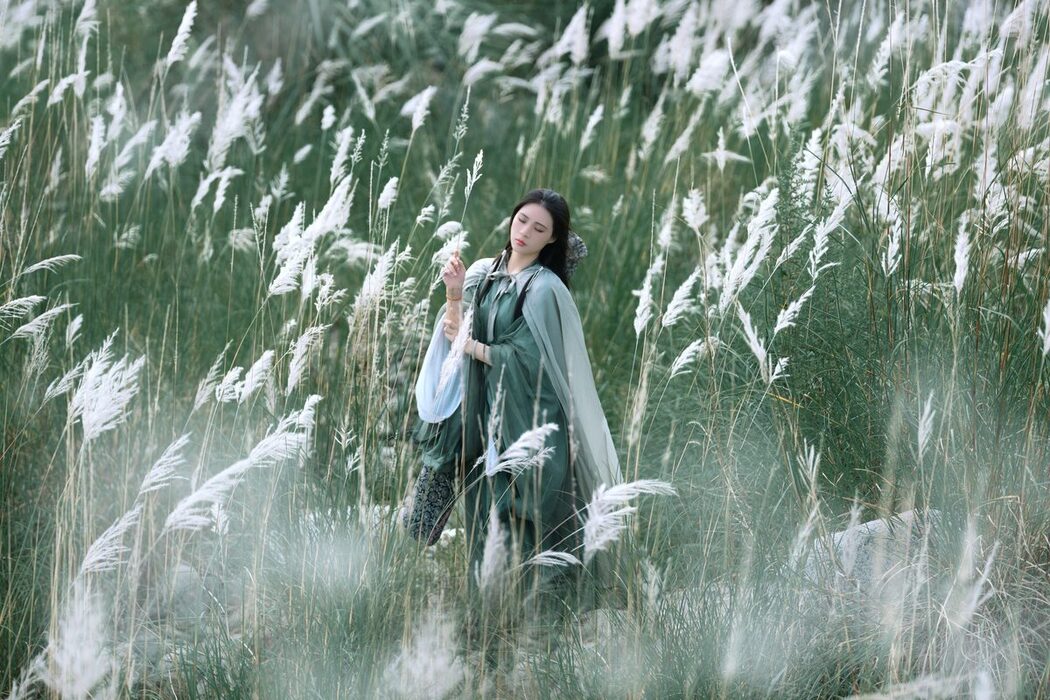 YiTuYu艺图语 Vol.5462 Nu Li Ban Zhuan De Shuang He