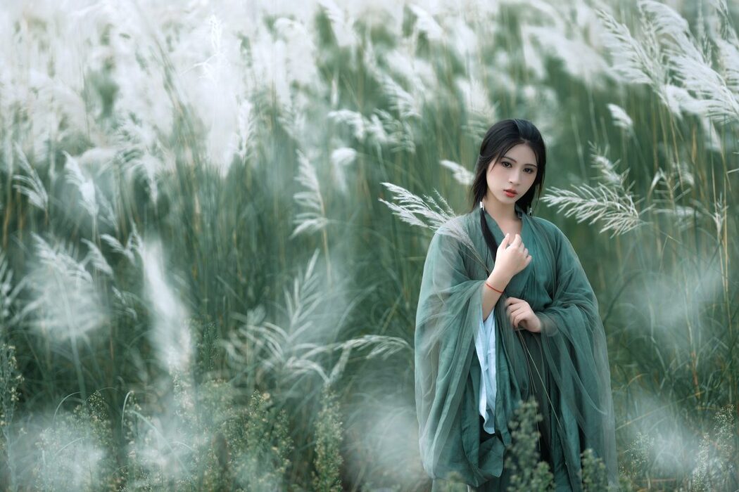 YiTuYu艺图语 Vol.5462 Nu Li Ban Zhuan De Shuang He