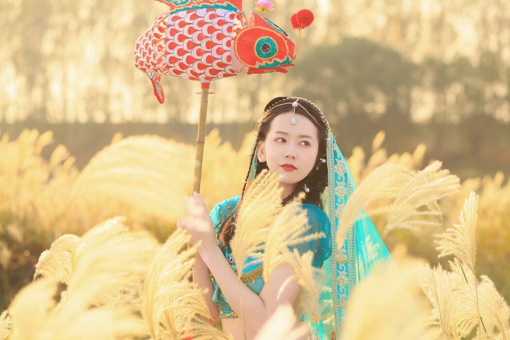 YiTuYu艺图语 Vol.5481 Ce Er Qing Xin Ting