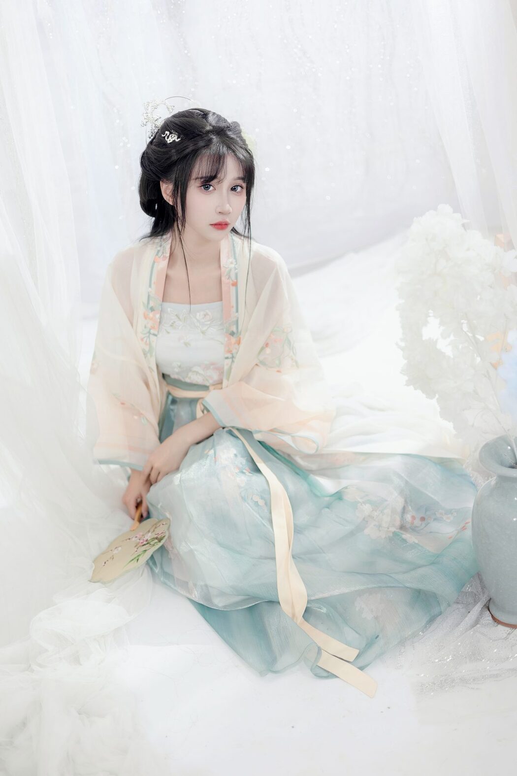 YiTuYu艺图语 Vol.5463 Qi Luo Sheng De Xiao Su Su