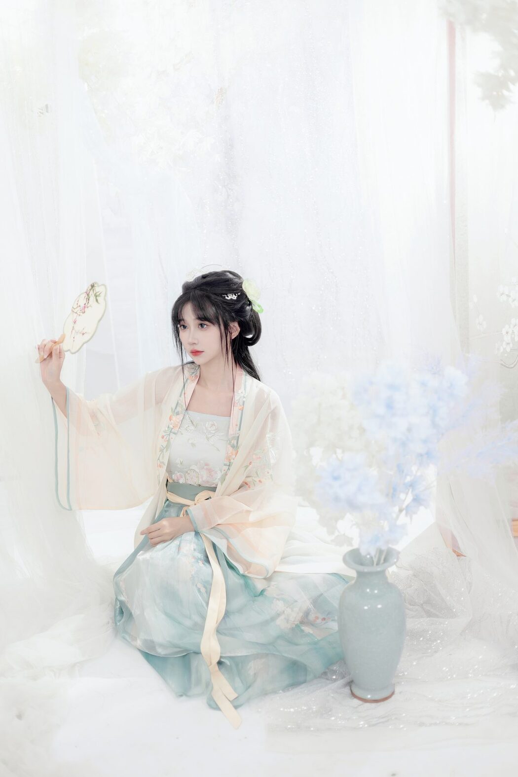 YiTuYu艺图语 Vol.5463 Qi Luo Sheng De Xiao Su Su