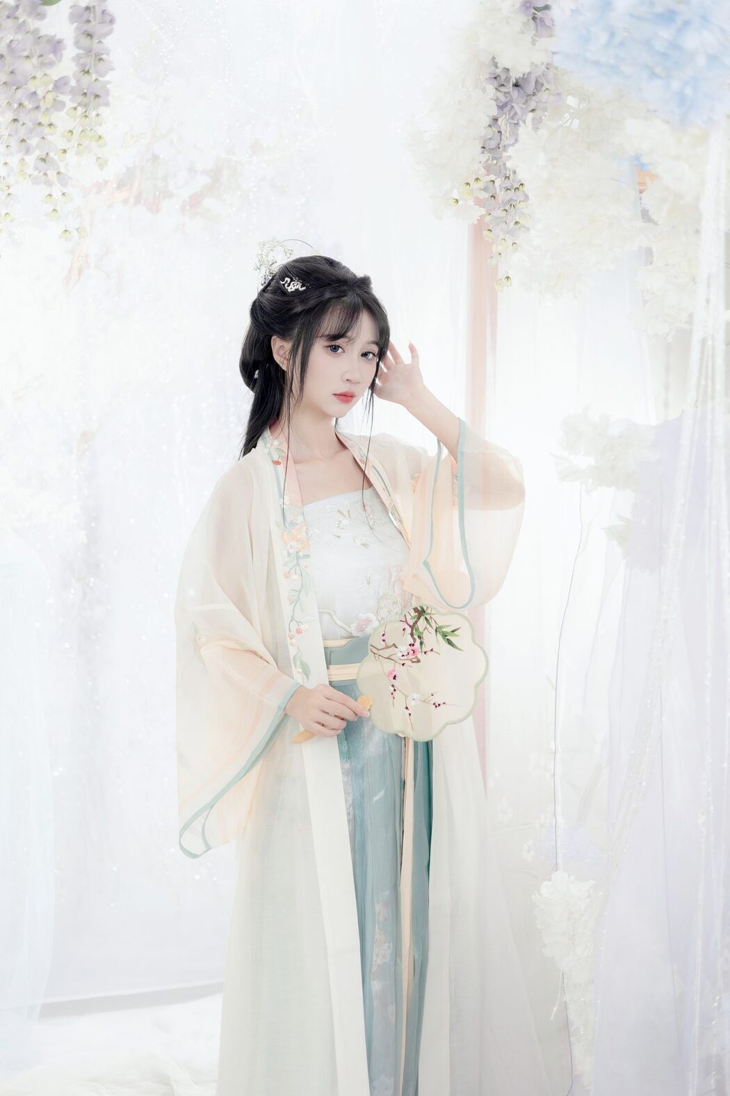 YiTuYu艺图语 Vol.5463 Qi Luo Sheng De Xiao Su Su
