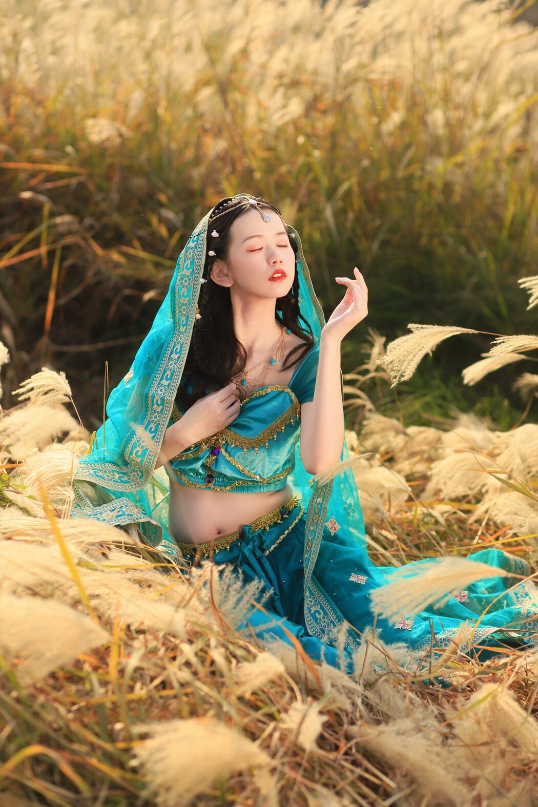 YiTuYu艺图语 Vol.5481 Ce Er Qing Xin Ting