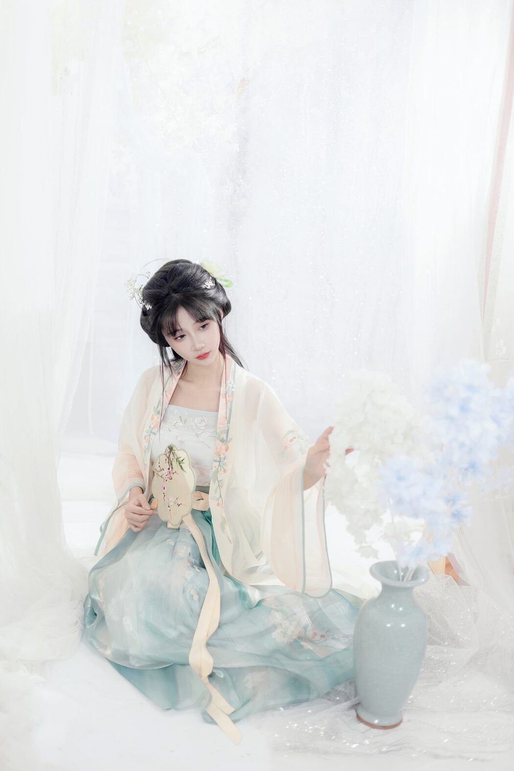 YiTuYu艺图语 Vol.5463 Qi Luo Sheng De Xiao Su Su