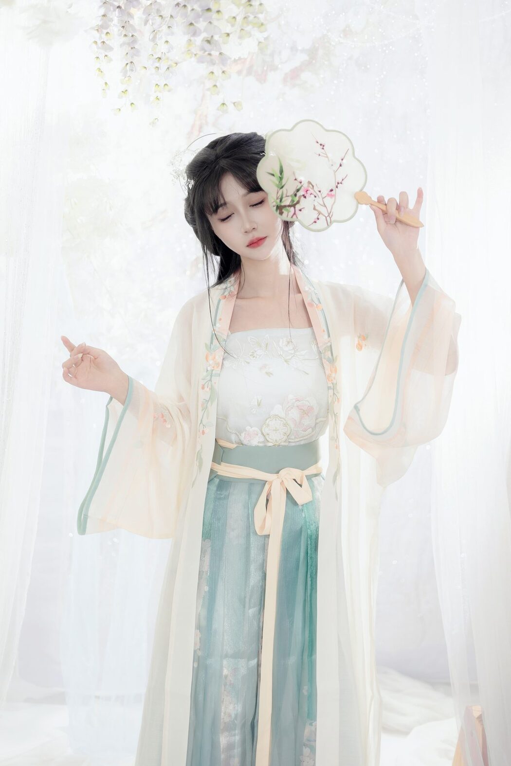 YiTuYu艺图语 Vol.5463 Qi Luo Sheng De Xiao Su Su