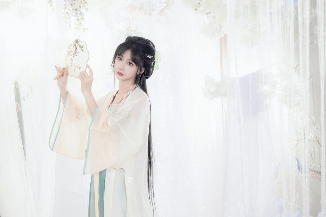 YiTuYu艺图语 Vol.5463 Qi Luo Sheng De Xiao Su Su