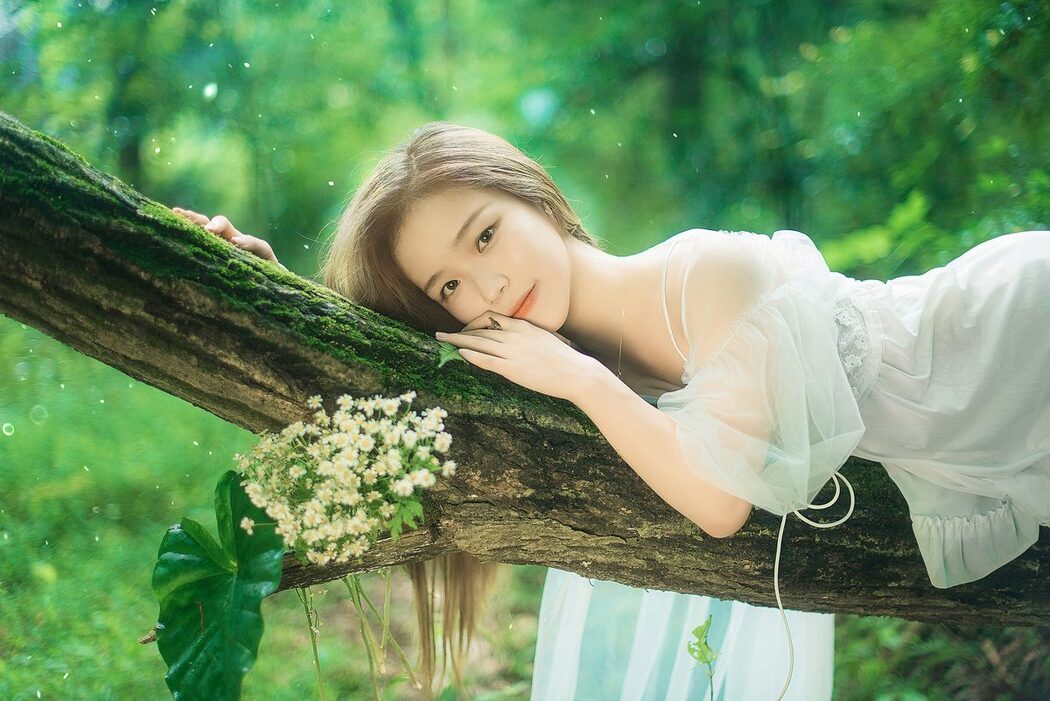 YiTuYu艺图语 Vol.5472 Zoey