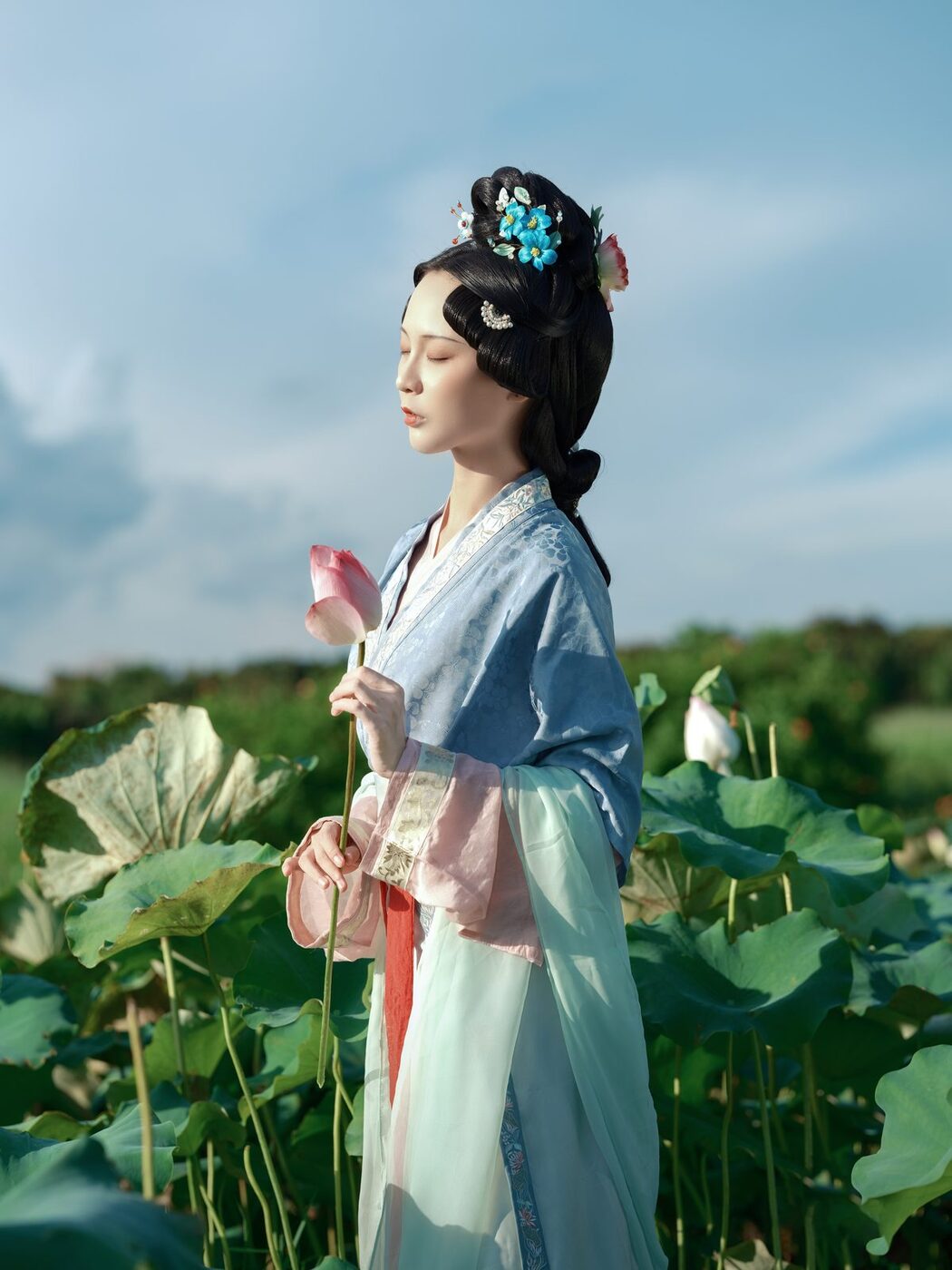 YiTuYu艺图语 Vol.5486 Min Na