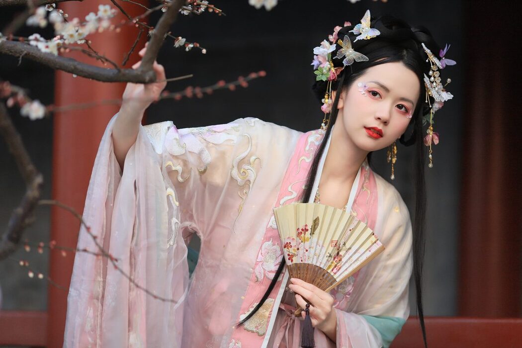 YiTuYu艺图语 Vol.5471 Ce Er Qing Xin Ting
