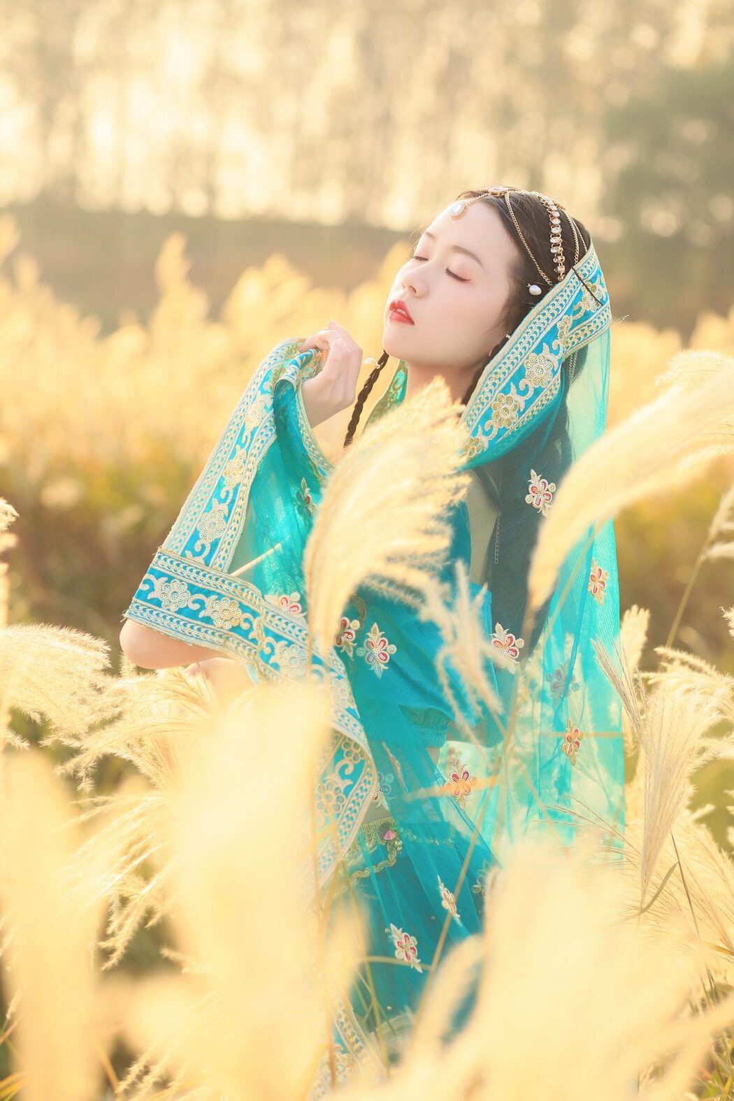 YiTuYu艺图语 Vol.5481 Ce Er Qing Xin Ting