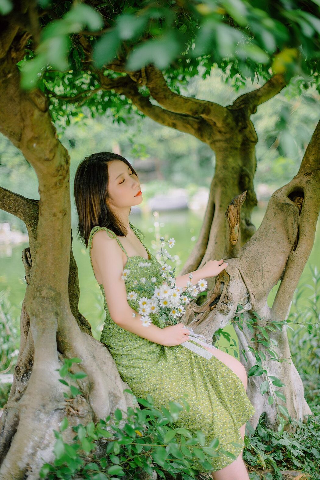 YiTuYu艺图语 Vol.5487 Zzz