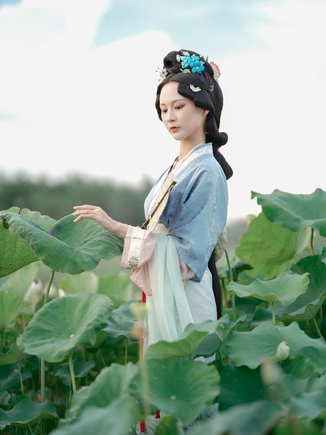 YiTuYu艺图语 Vol.5486 Min Na