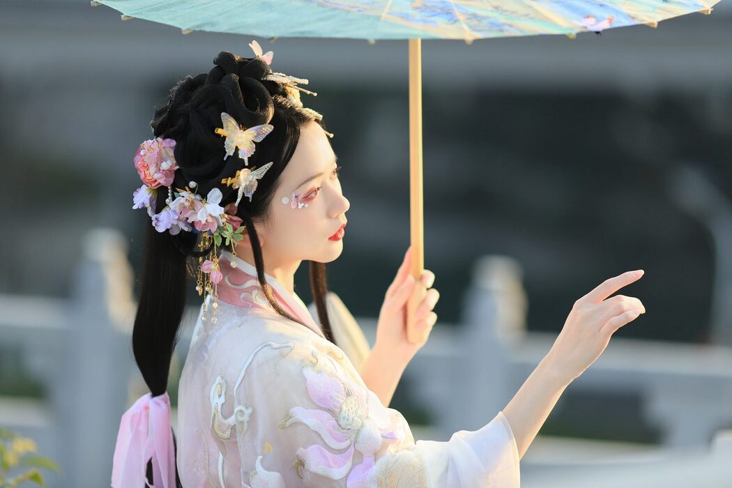 YiTuYu艺图语 Vol.5471 Ce Er Qing Xin Ting