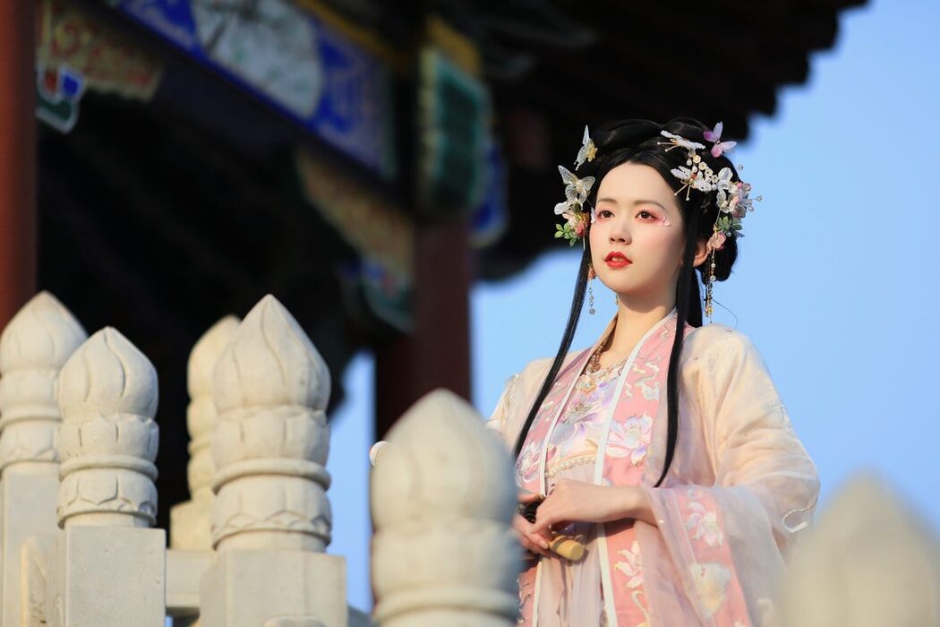 YiTuYu艺图语 Vol.5471 Ce Er Qing Xin Ting
