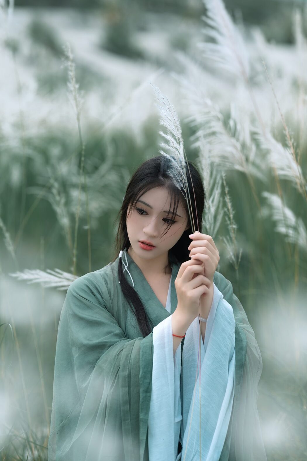 YiTuYu艺图语 Vol.5462 Nu Li Ban Zhuan De Shuang He
