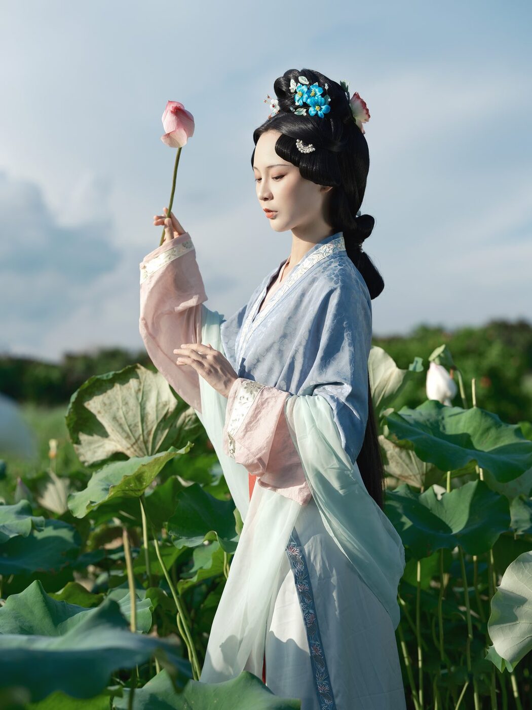 YiTuYu艺图语 Vol.5486 Min Na