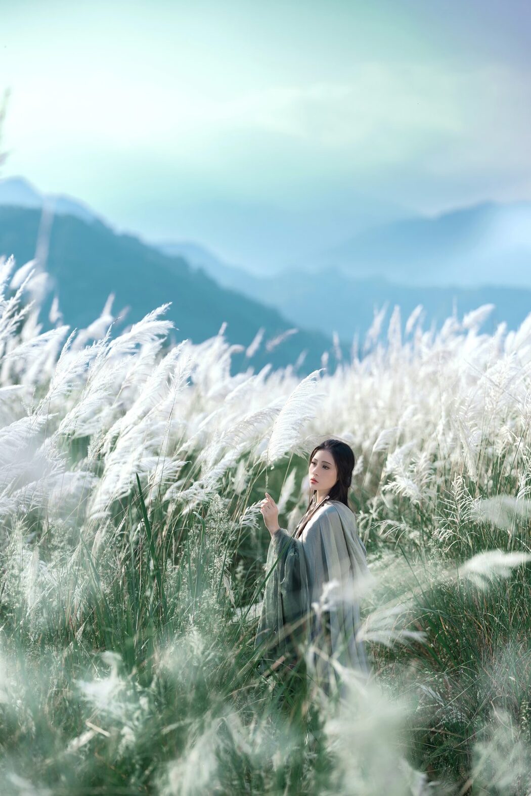 YiTuYu艺图语 Vol.5462 Nu Li Ban Zhuan De Shuang He