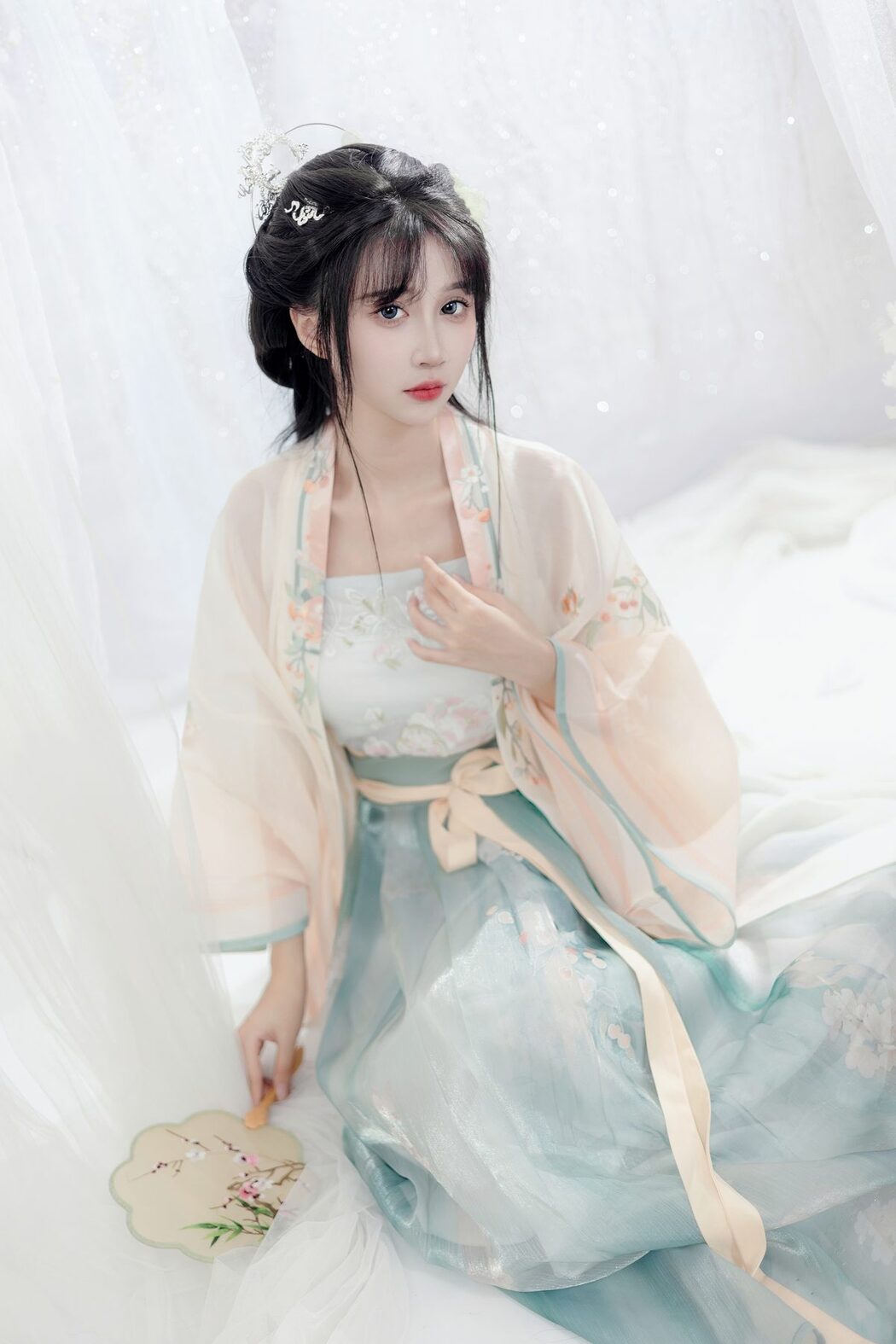 YiTuYu艺图语 Vol.5463 Qi Luo Sheng De Xiao Su Su