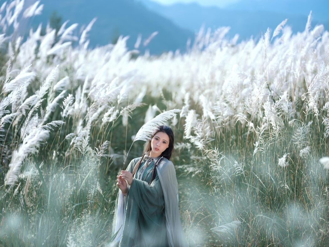 YiTuYu艺图语 Vol.5462 Nu Li Ban Zhuan De Shuang He
