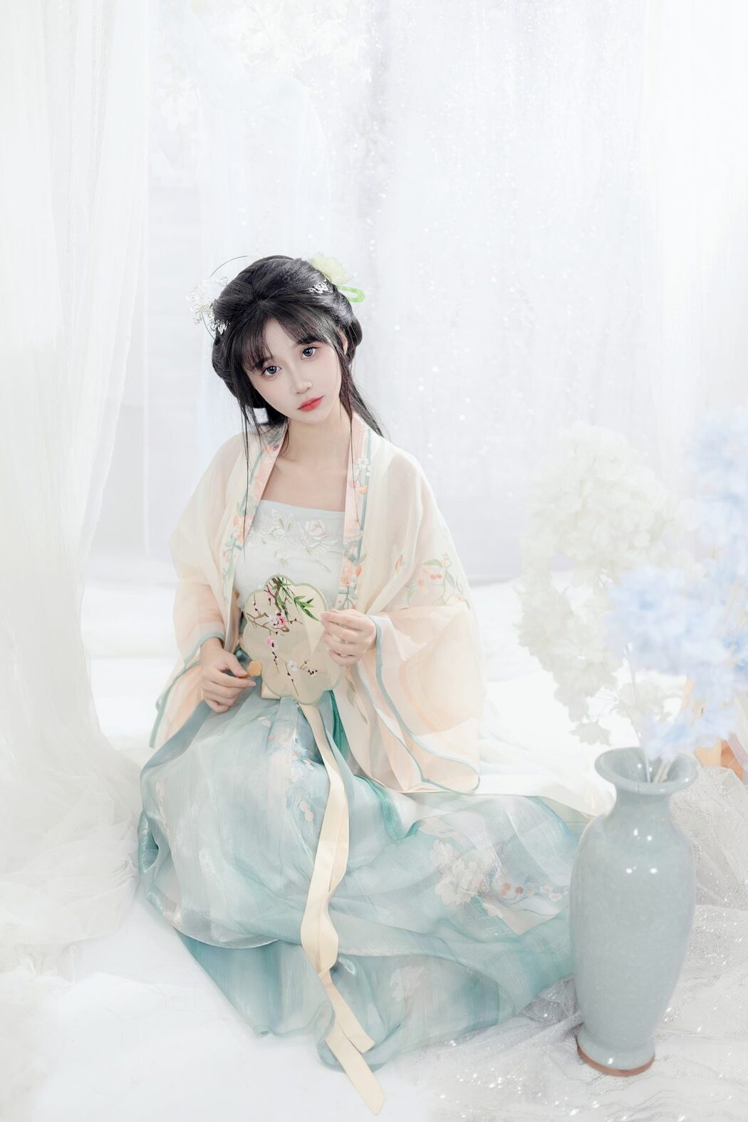 YiTuYu艺图语 Vol.5463 Qi Luo Sheng De Xiao Su Su