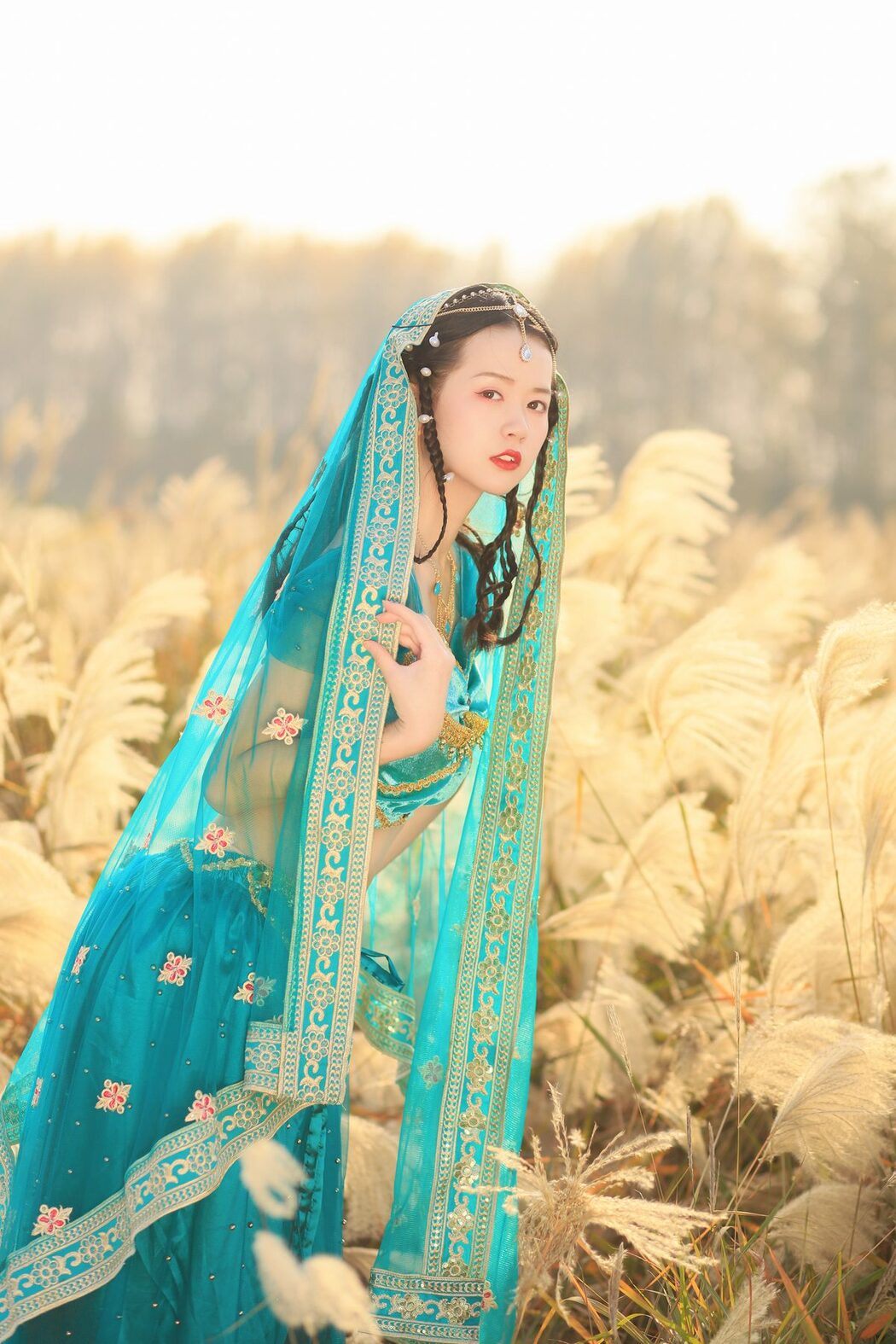 YiTuYu艺图语 Vol.5481 Ce Er Qing Xin Ting