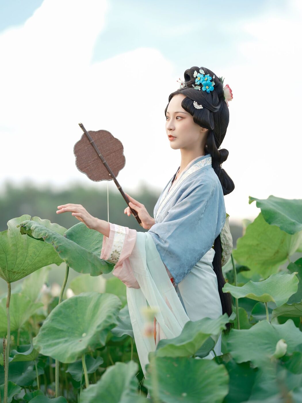 YiTuYu艺图语 Vol.5486 Min Na