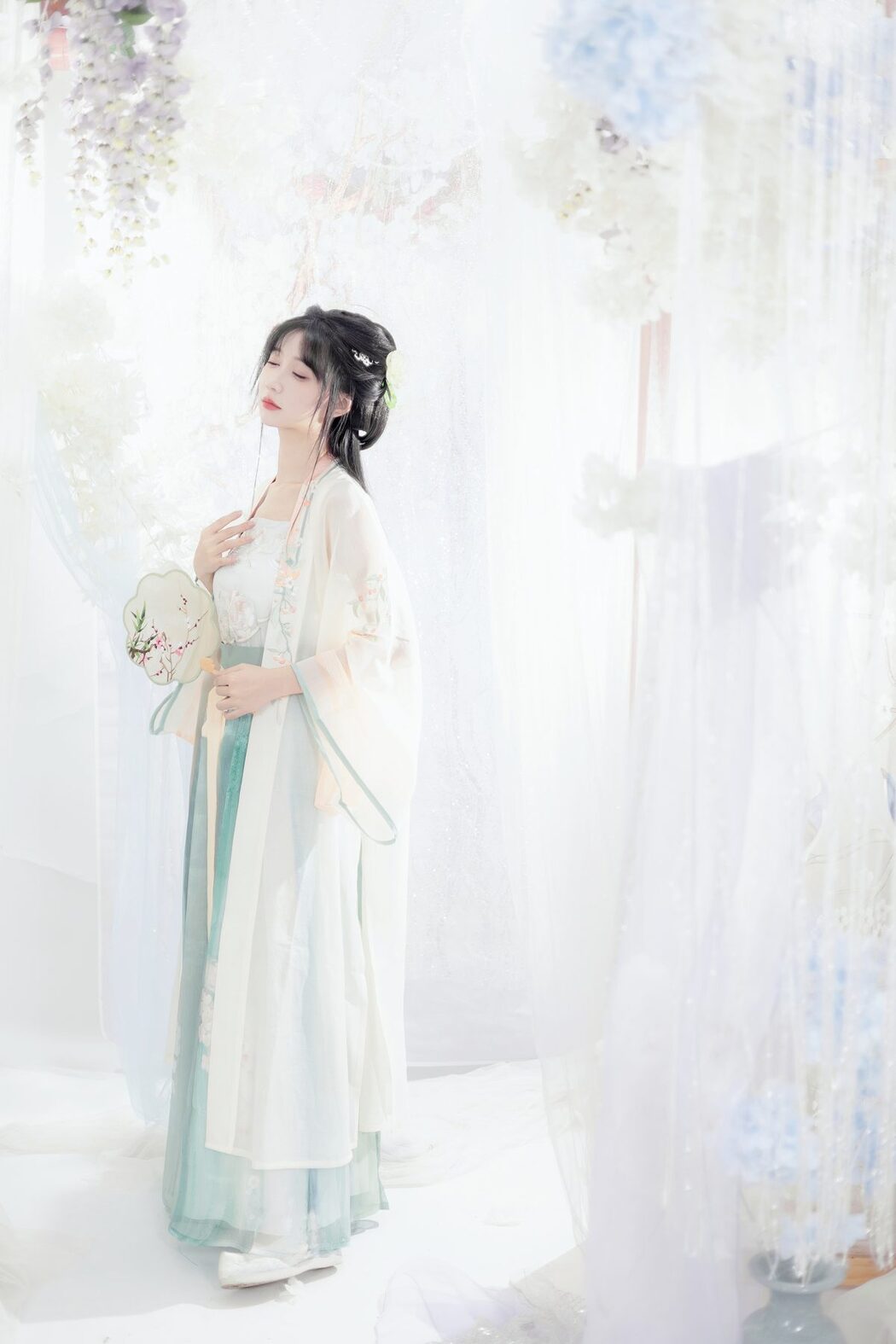 YiTuYu艺图语 Vol.5463 Qi Luo Sheng De Xiao Su Su