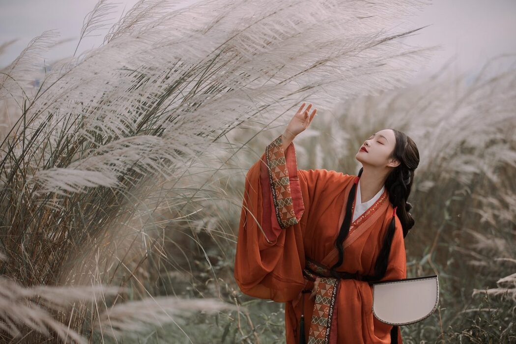 YiTuYu艺图语 Vol.5545 Ling Zi Xi