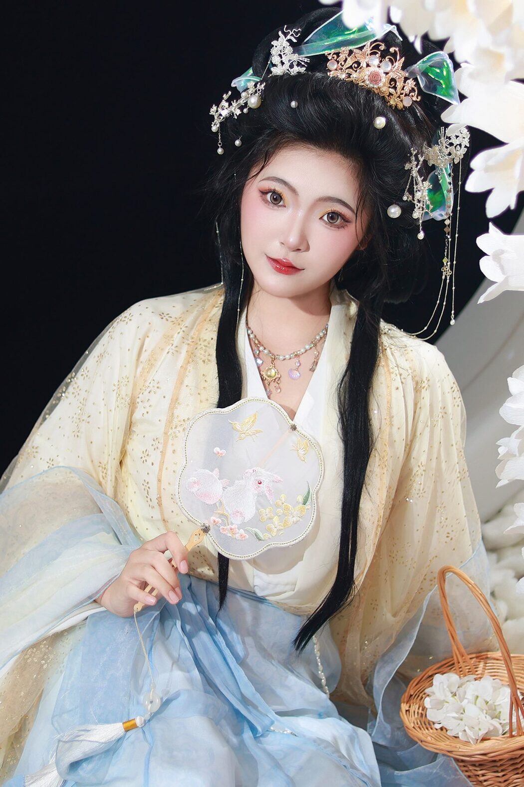 YiTuYu艺图语 Vol.5518 KaiLin Jiang Cover Photo