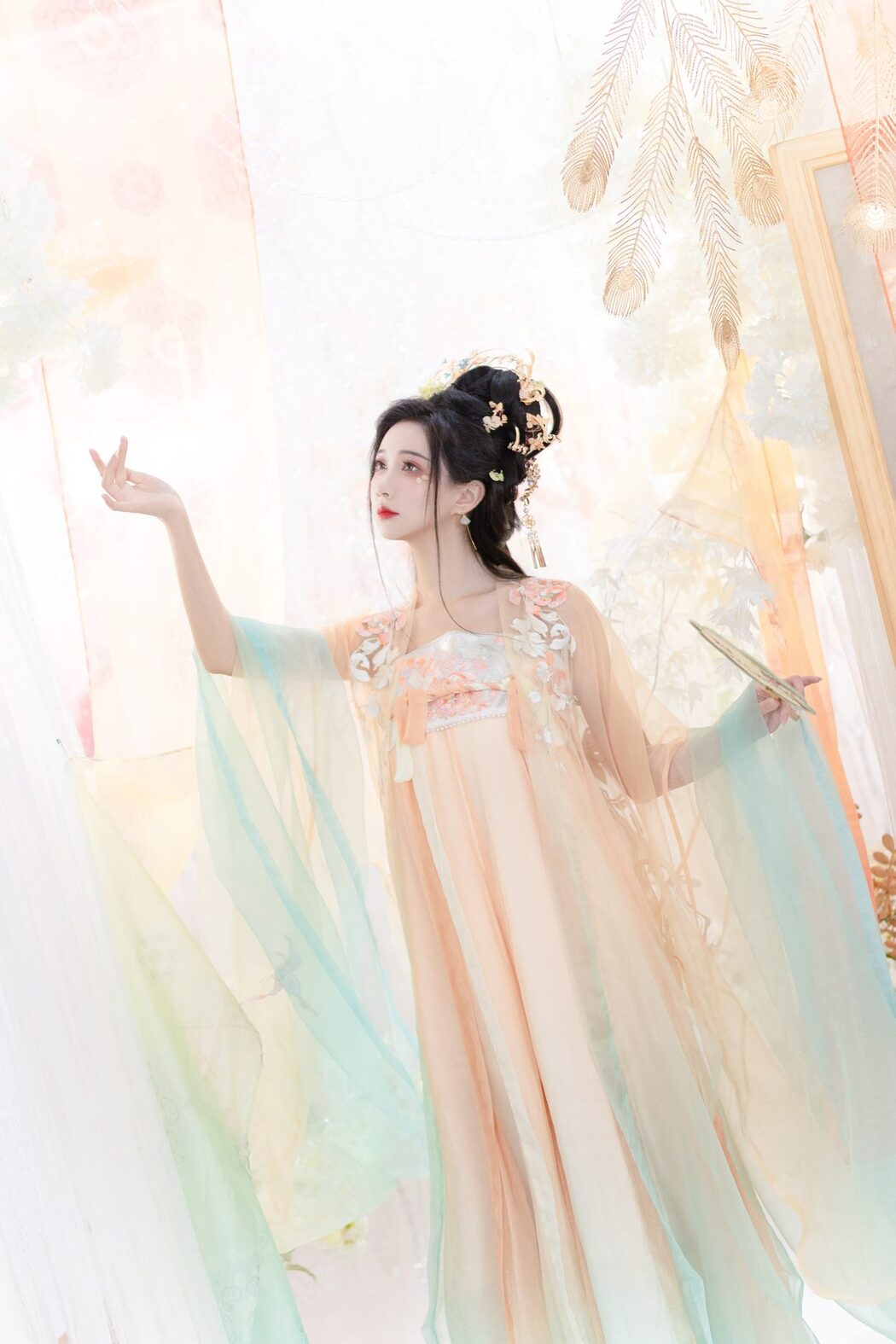 YiTuYu艺图语 Vol.5606 Qi Luo Sheng De Xiao Su Su