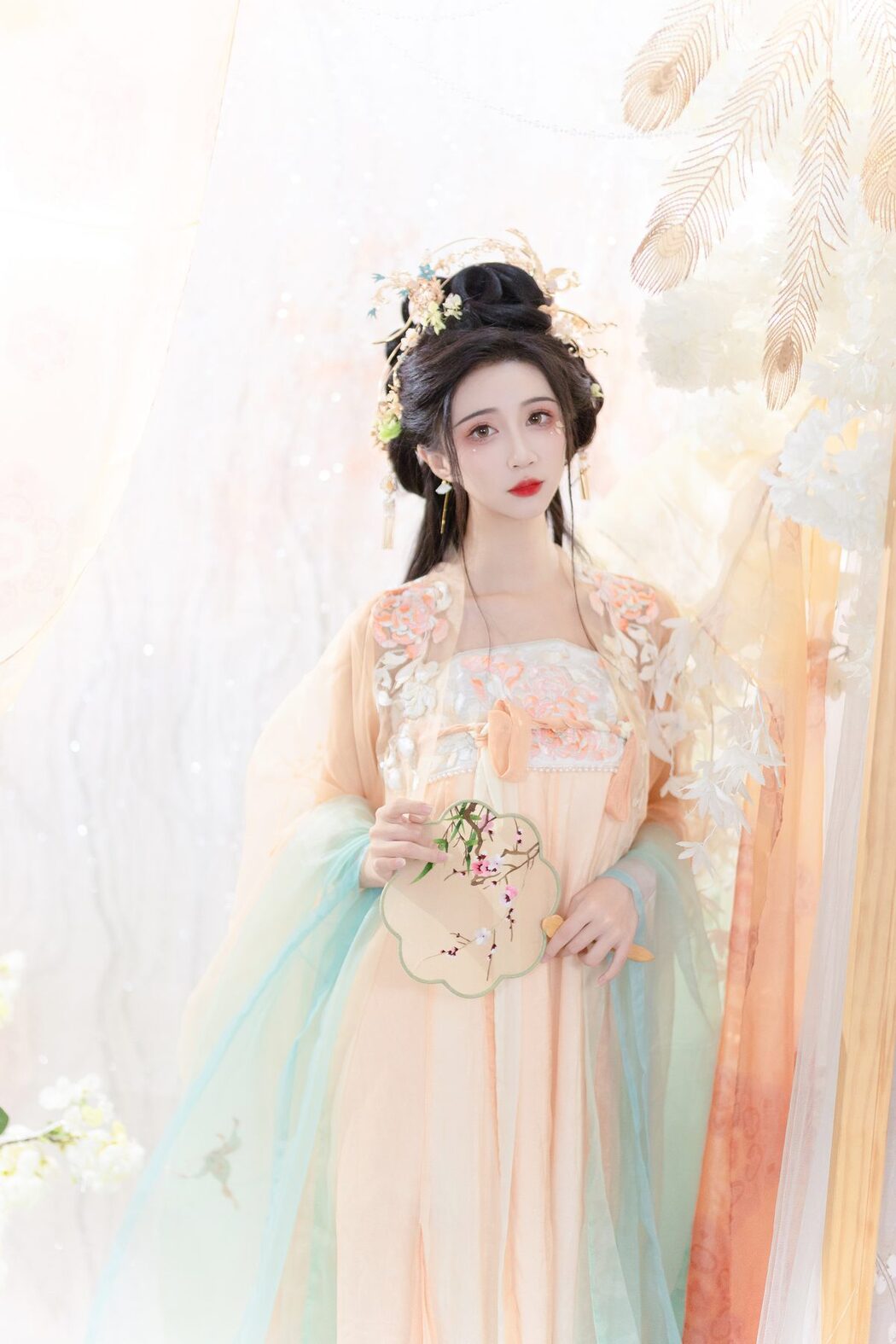 YiTuYu艺图语 Vol.5606 Qi Luo Sheng De Xiao Su Su