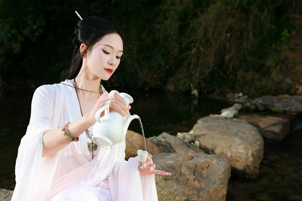 YiTuYu艺图语 Vol.5504 Chang Nian W