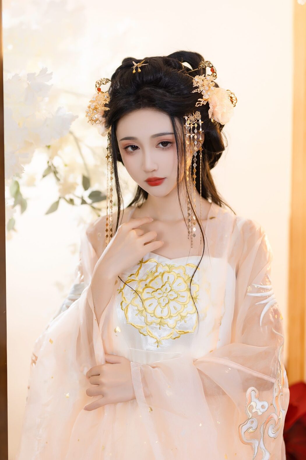 YiTuYu艺图语 Vol.5614 Qi Luo Sheng De Xiao Su Su