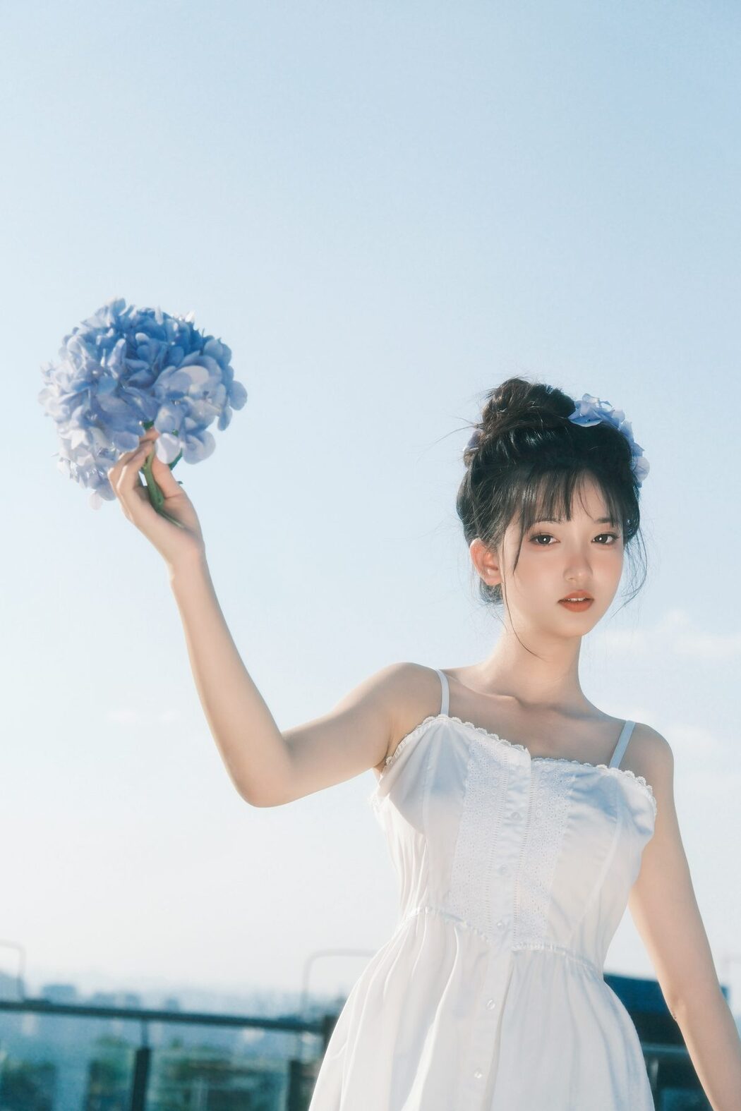 YiTuYu艺图语 Vol.5512 Er Liang Feng Yue