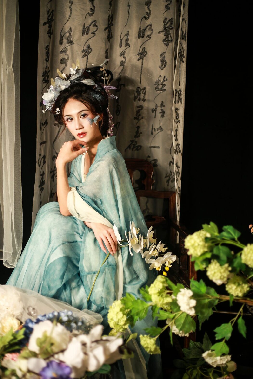 YiTuYu艺图语 Vol.5493 Lan She Yu