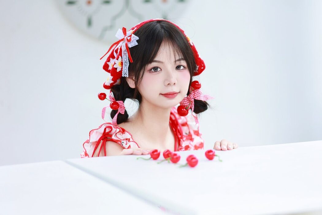 YiTuYu艺图语 Vol.5642 Mu Yan Se Cc