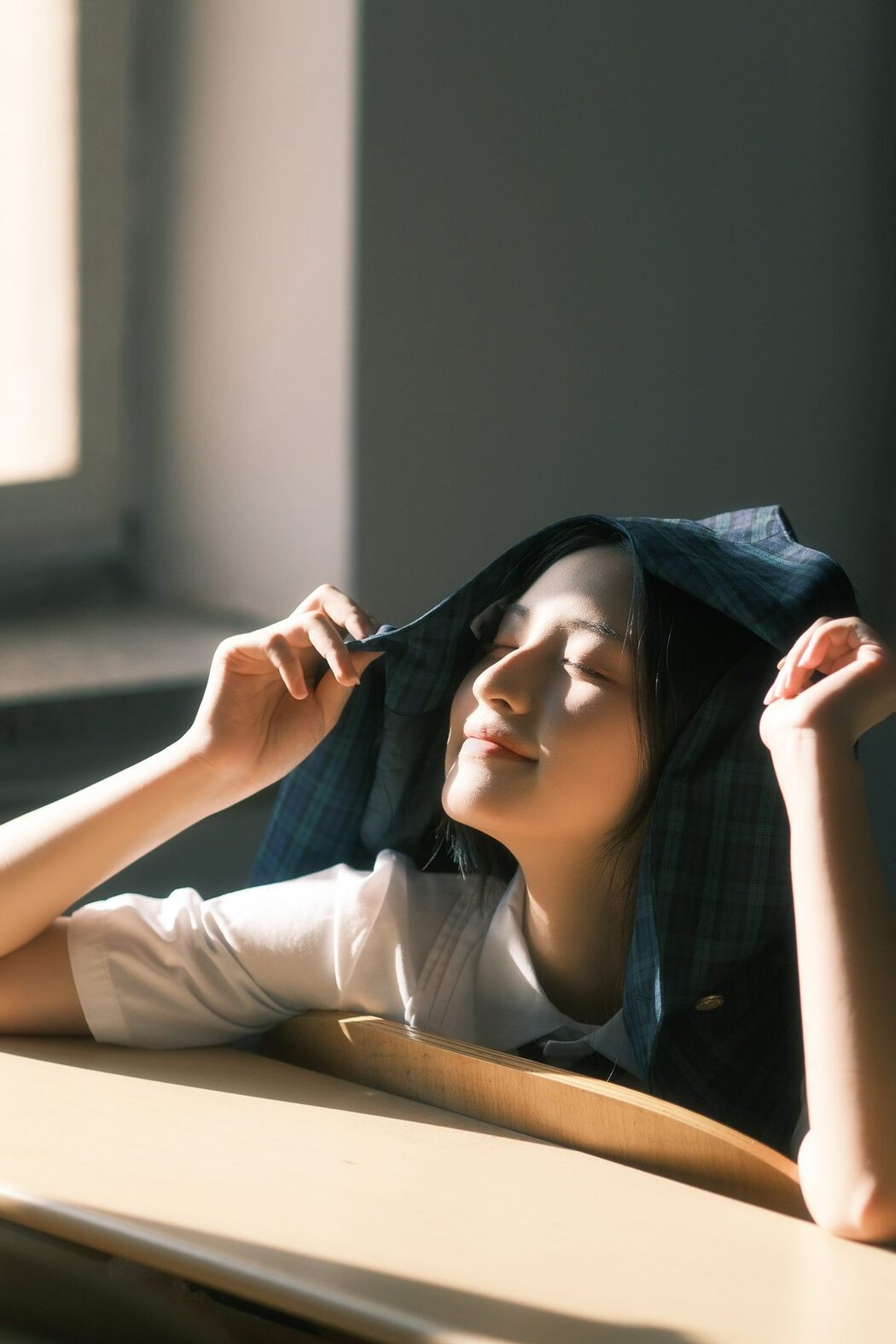 YiTuYu艺图语 Vol.5509 Su Bai