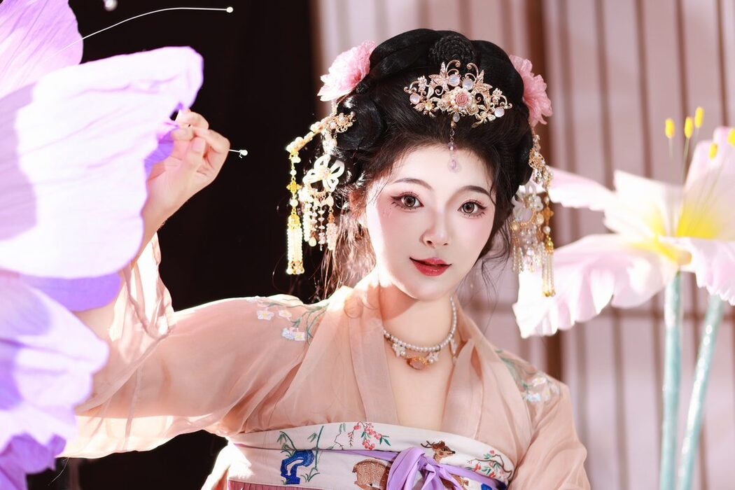 YiTuYu艺图语 Vol.5651 KaiLin Jiang