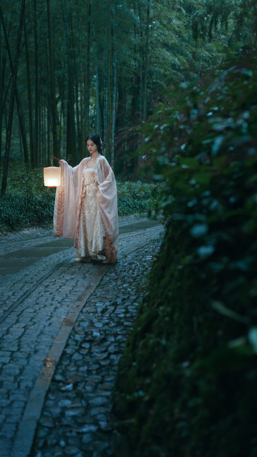 YiTuYu艺图语 Vol.5640 Zou Yu Tong