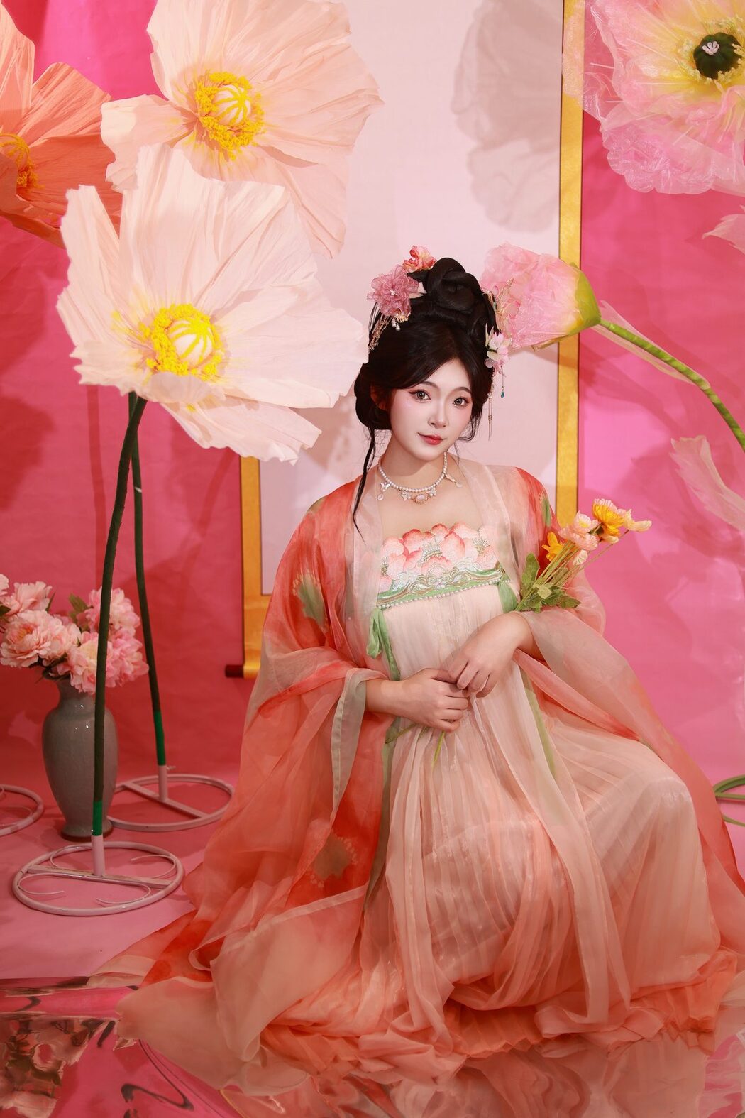 YiTuYu艺图语 Vol.5547 KaiLin Jiang